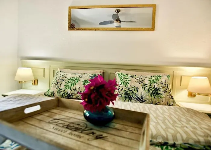 Vv Atlantic Garden With Pool View, Near لا أوليفا