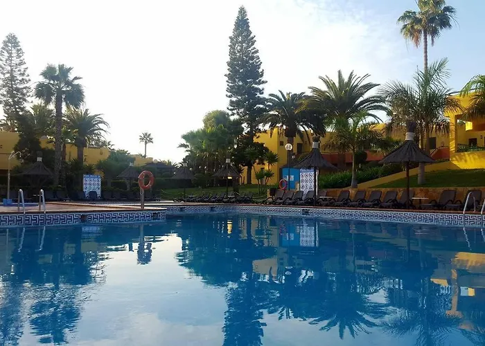 Vv Atlantic Garden With Pool View, Near * لا أوليفا